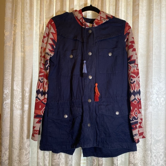 Ariat Women's Navy Santa Fe Aztec Print Snap Hoodie w/ Tassels & Pockets Medium - Picture 1 of 11